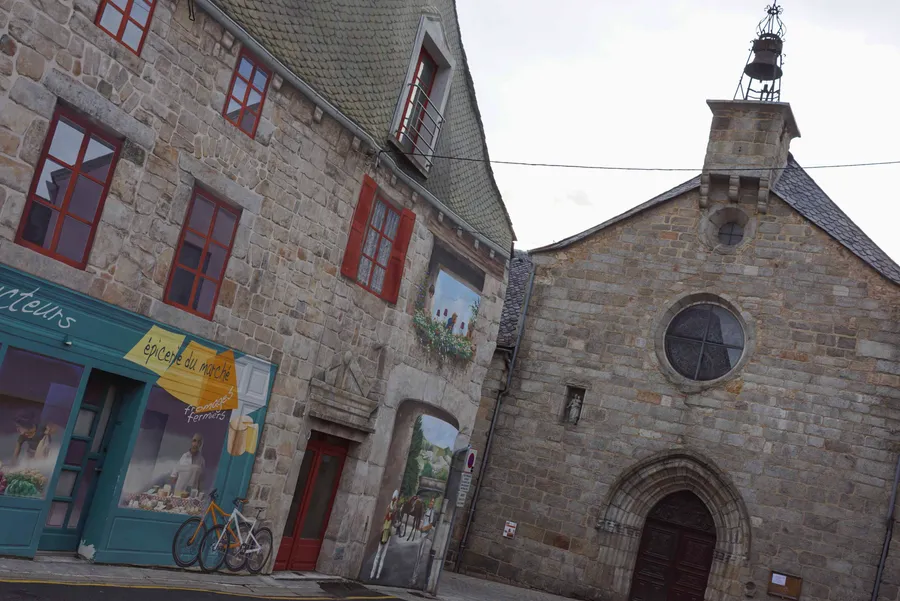 Image du carousel qui illustre: Eglise Saint-hilaire - Saint-chely-D'apcher à Saint-Chély-d'Apcher