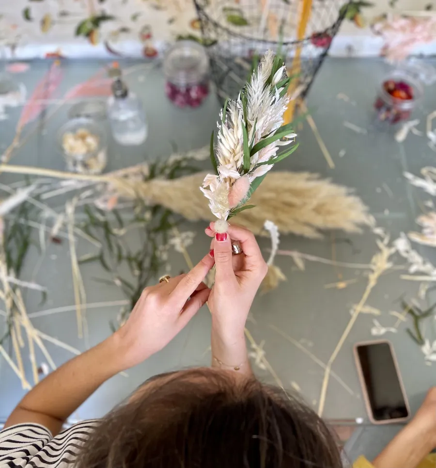 Image du carousel qui illustre: Fabriquez votre couronne de fleurs séchées à Touques