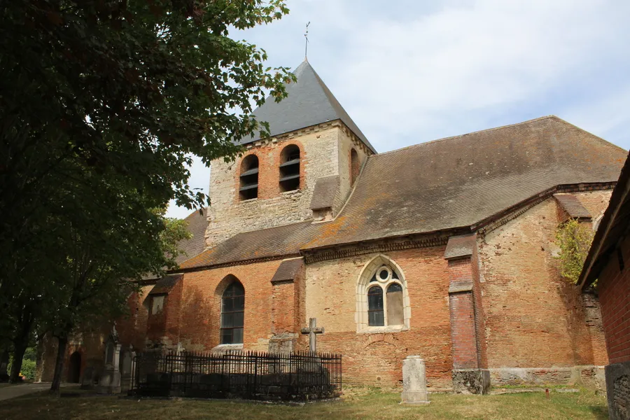 Image du carousel qui illustre: Visitez librement une église exceptionnellement ouverte au public à Mesnil-Saint-Père