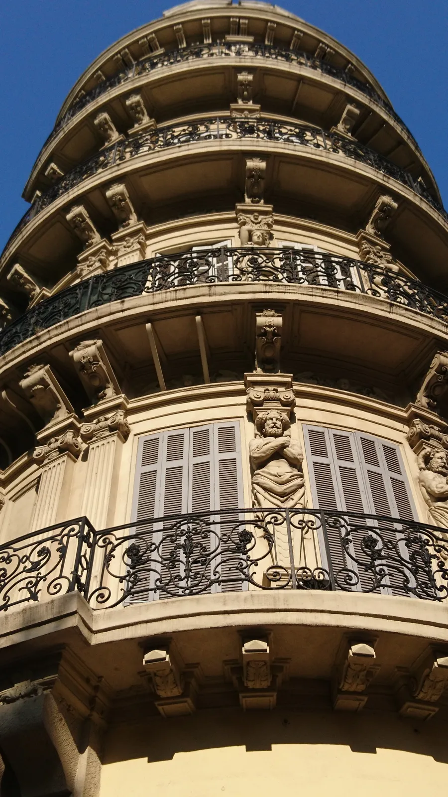 Image du carousel qui illustre: Balade Dans Le Marseille Du Xixème Siècle à Marseille