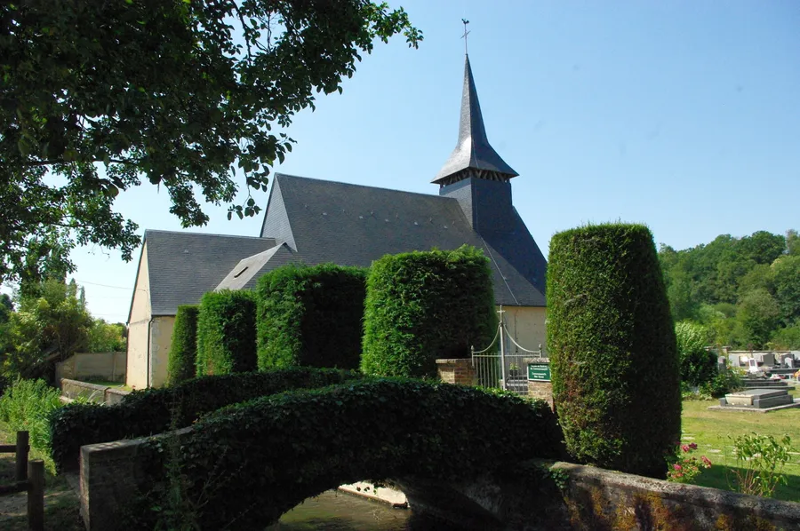 Image du carousel qui illustre: Visite libre de l'église à Sylvains-Lès-Moulins