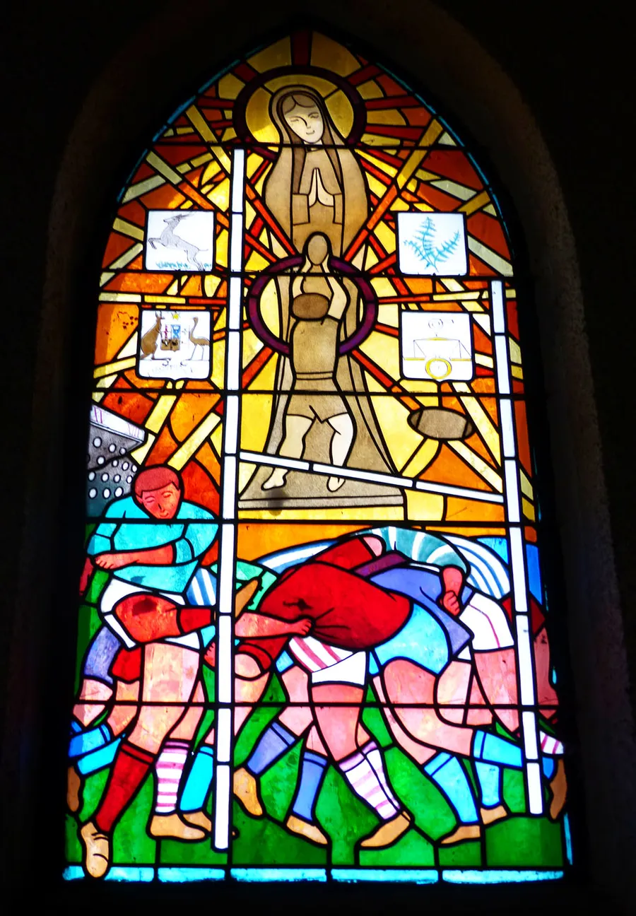 Image du carousel qui illustre: Chapelle Notre Dame du Rugby et sa salle d'exposition à Larrivière-Saint-Savin