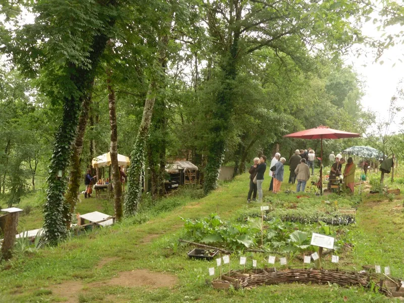 Image du carousel qui illustre: Le Jardin Bourian à Dégagnac