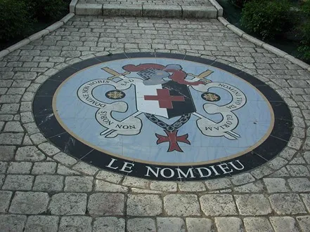Image du carousel qui illustre: Le Nomdieu, vers le point de vue de l'église de St-Lary à Nomdieu