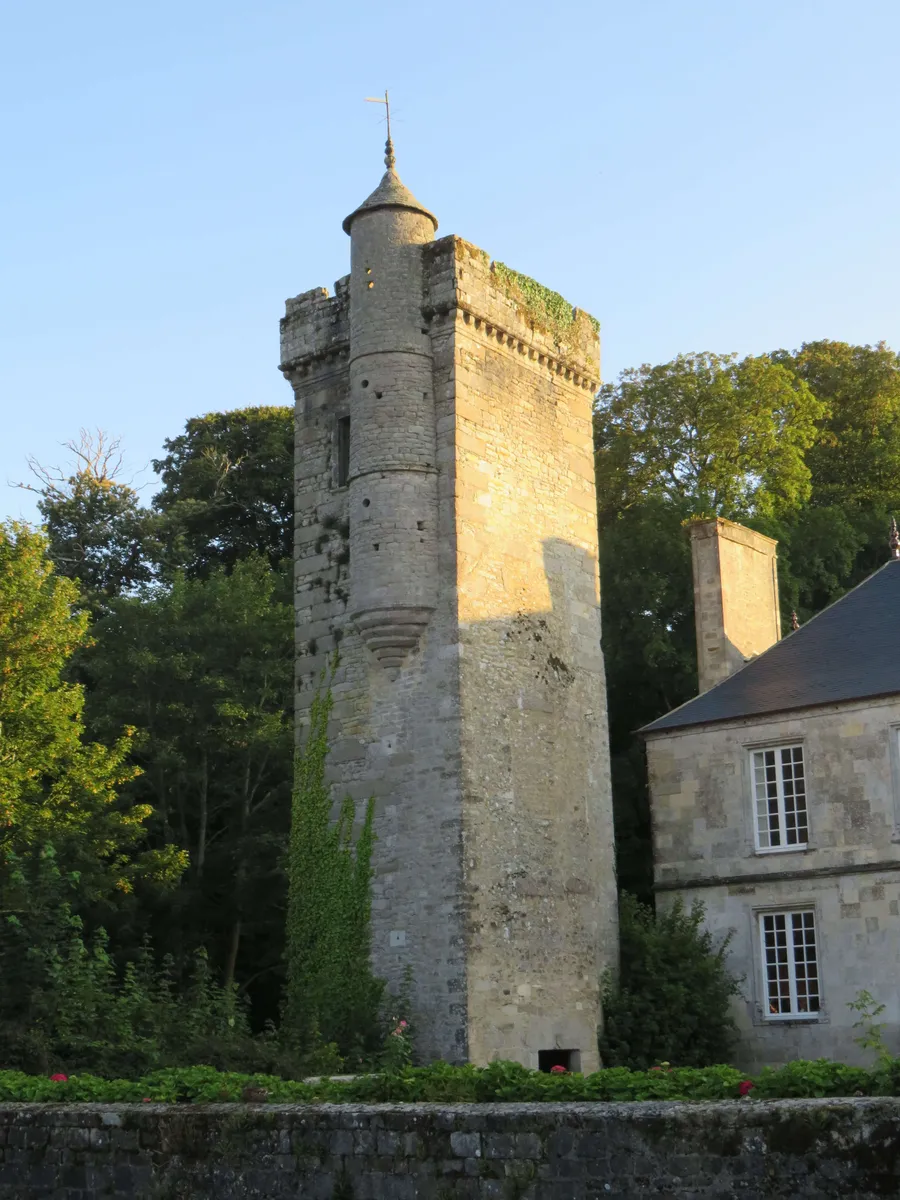 Image du carousel qui illustre: Château de Gonneville à Gonneville-Le Theil