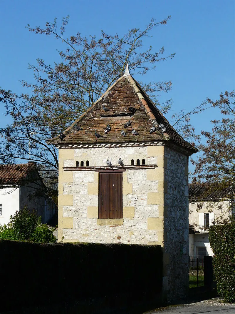 Image du carousel qui illustre: Boucle De La Plage À Port-sainte-foy Et-ponchapt à Port-Sainte-Foy-et-Ponchapt