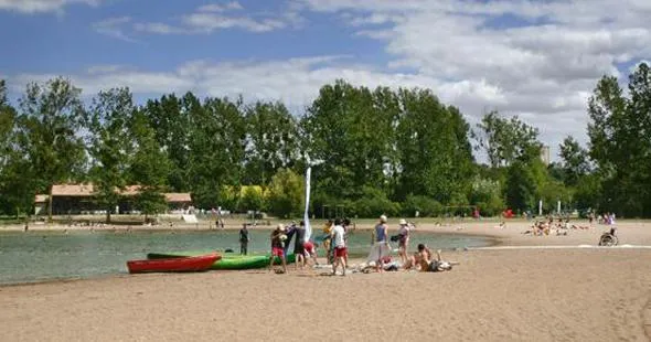 Image du carousel qui illustre: Moncontour Active Park à Moncontour