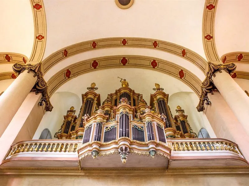 Image du carousel qui illustre: L'église Saint-maximin En Deux Temps à Thionville