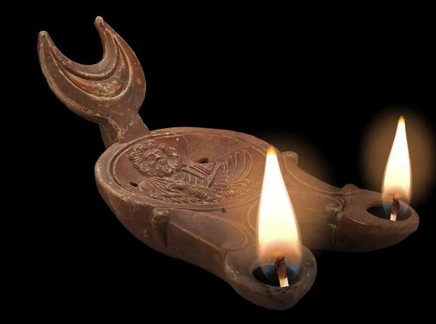 Image du carousel qui illustre: La flamme olympique passe à Arles à Arles