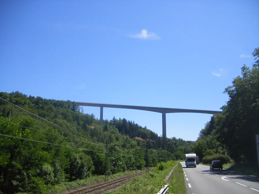 Image du carousel qui illustre: Le Pont De La Colagne à Bourgs sur Colagne