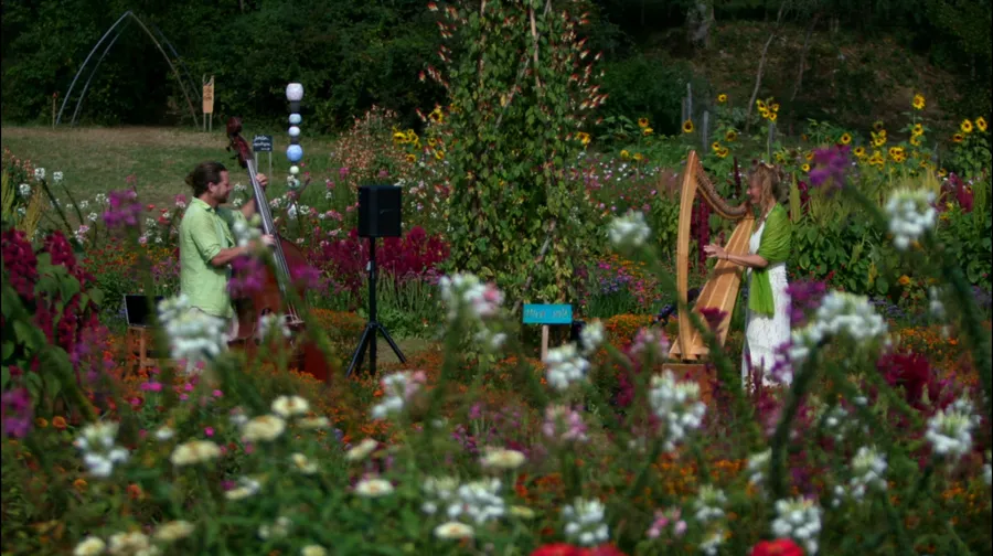 Image du carousel qui illustre: Concert de musique des plantes de Bonnefont avec le Duo Keryda à Proupiary