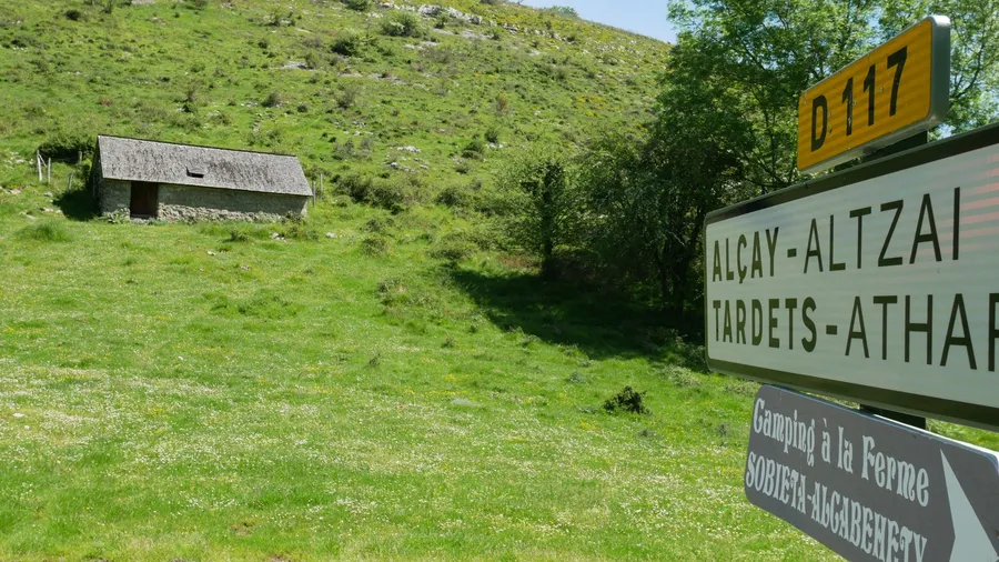 Image du carousel qui illustre: Route N° 5 - Col d'Ahusquy à Arette