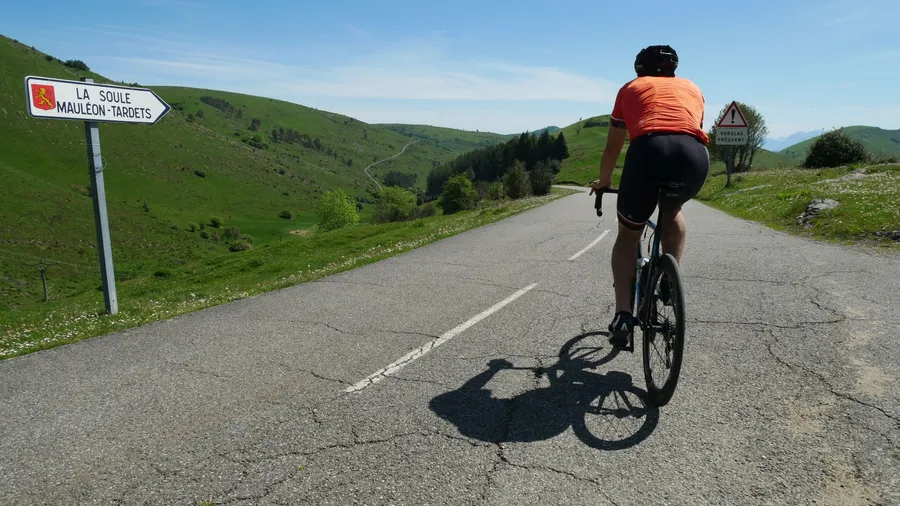 Image du carousel qui illustre: Route N° 5 - Col d'Ahusquy à Arette