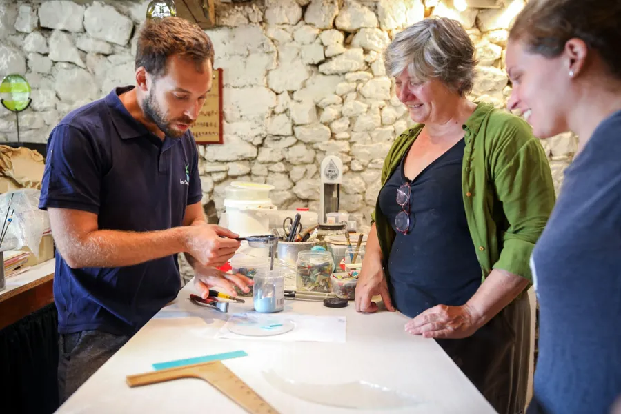 Image du carousel qui illustre: Confectionnez votre coupelle en verre à Lagraulet-du-Gers