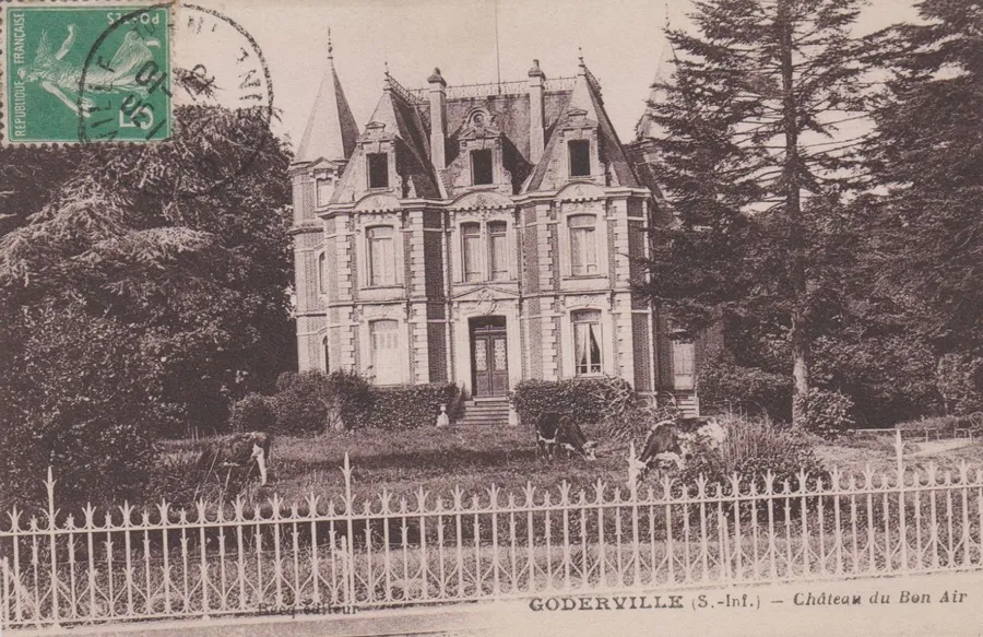 Image du carousel qui illustre: Le Château du Bel Air - Propriété privée à Goderville