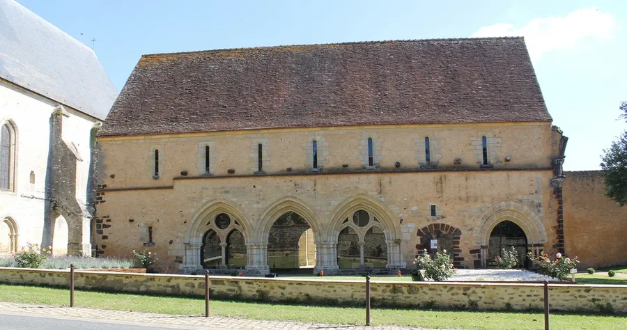 Image du carousel qui illustre: Abbaye Saint-martin à Massay