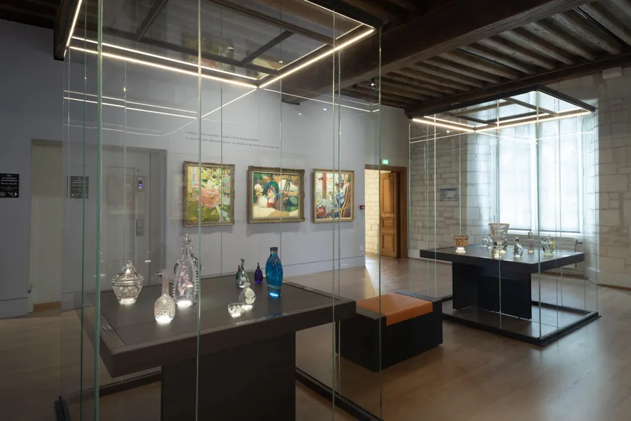 Image du carousel qui illustre: Visite guidée : les coulisses de la métamorphose du musée d'Art moderne à Troyes
