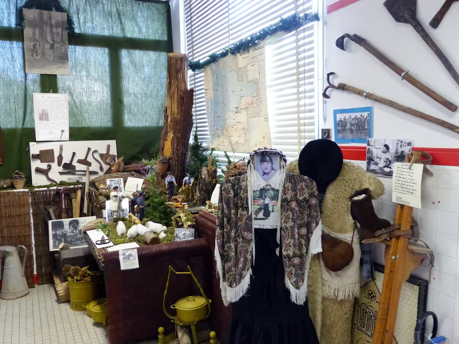 Image du carousel qui illustre: Petit Musée de l'Histoire Landaise à Grenade-sur-l'Adour