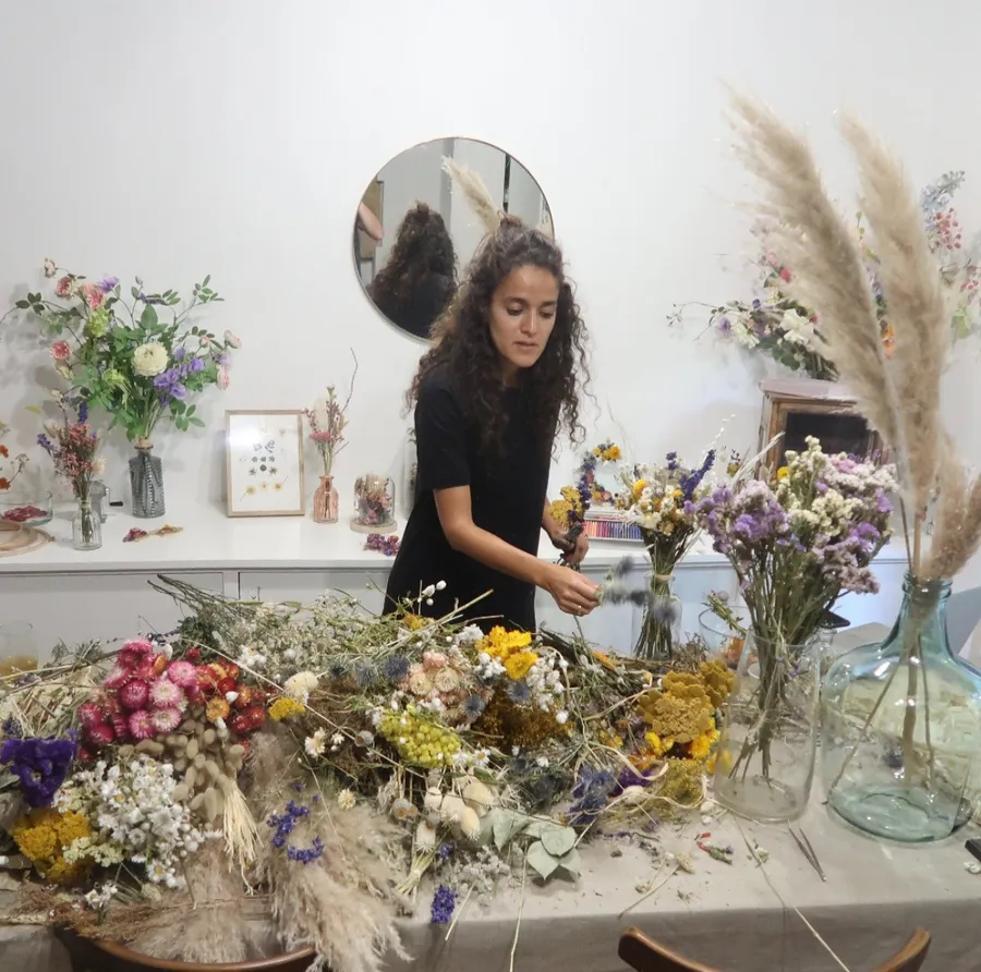 Image du carousel qui illustre: Créez votre bouquet de fleurs séchées à Paris