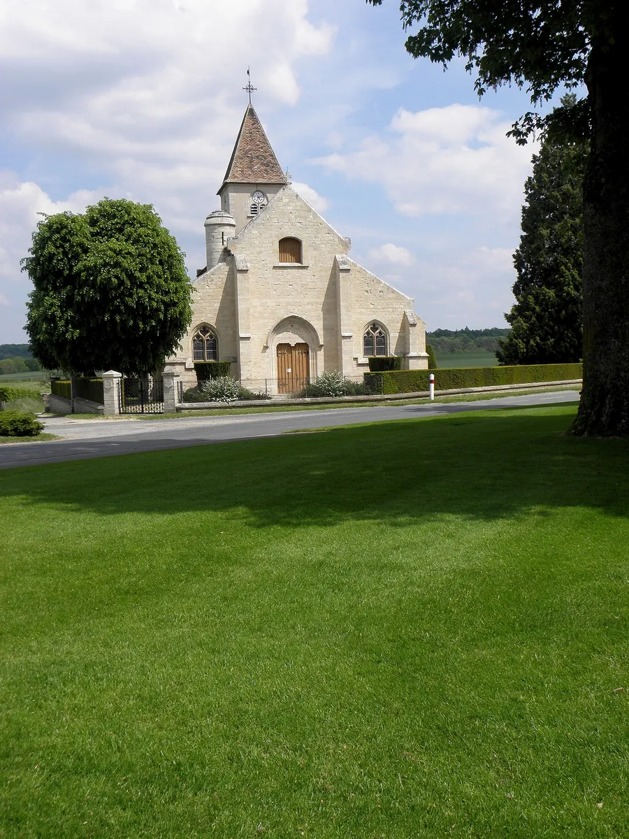Image du carousel qui illustre: Eglise Saint-etienne De Belleau à Belleau