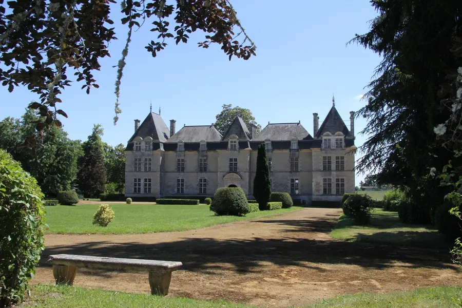 Image du carousel qui illustre: Château De Ravignan à Perquie