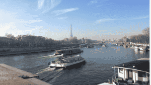 Croisière sur la Seine en famille à Paris