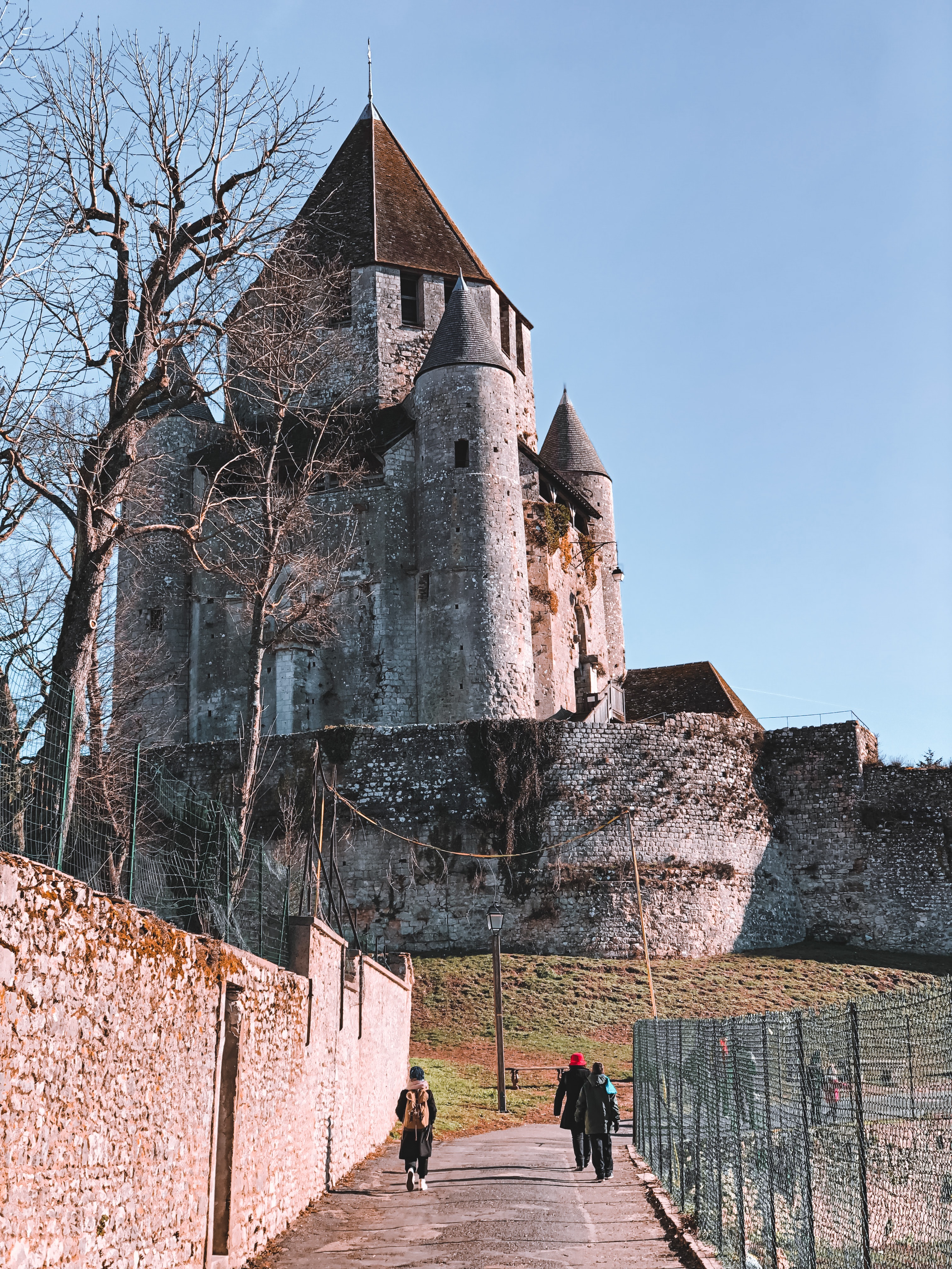 Bâtiment médiéval à Provins, proche de Paris