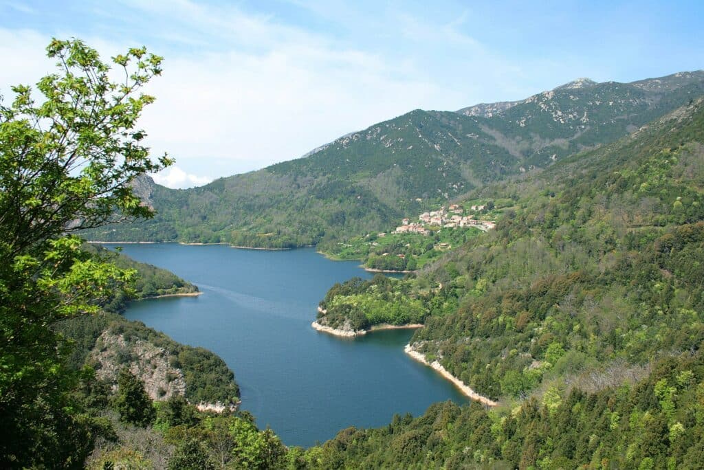 Lac Tolla Corse