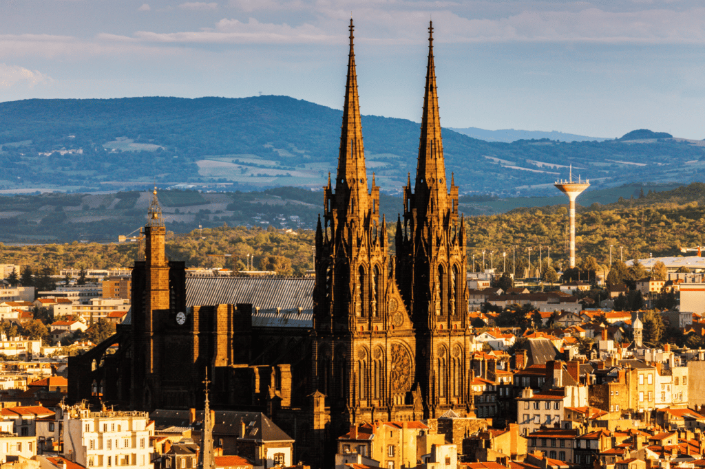 La cathédrale Notre-Dame-de-l’Assomption- Clermont-Ferrand