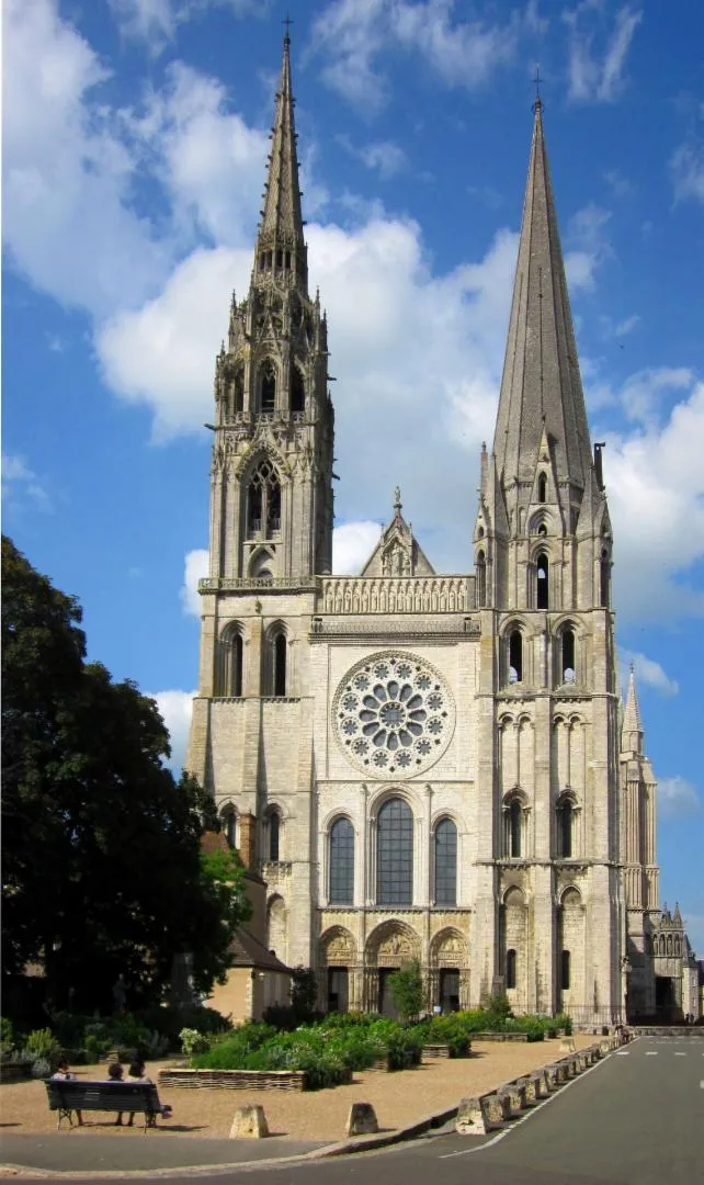 Image de couverture illustrant la destination Chartres