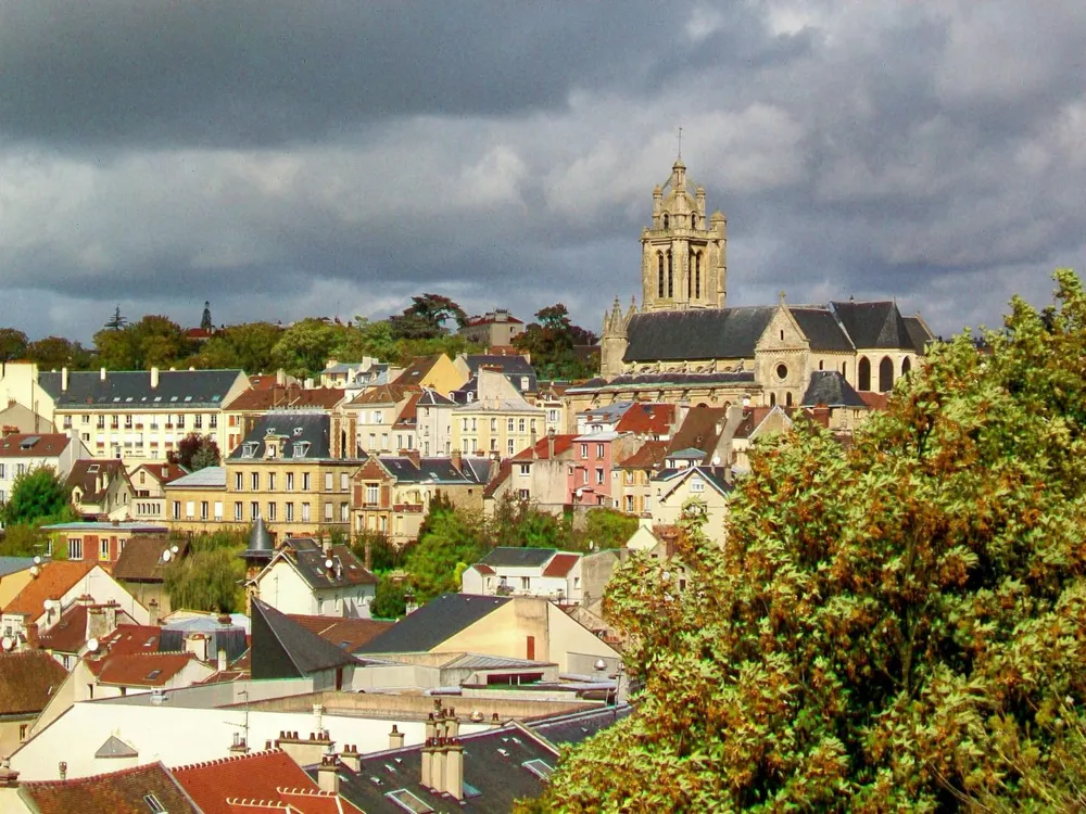 Image de couverture illustrant la destination Pontoise