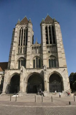 Image qui illustre: Cathédrale Notre Dame De Noyon
