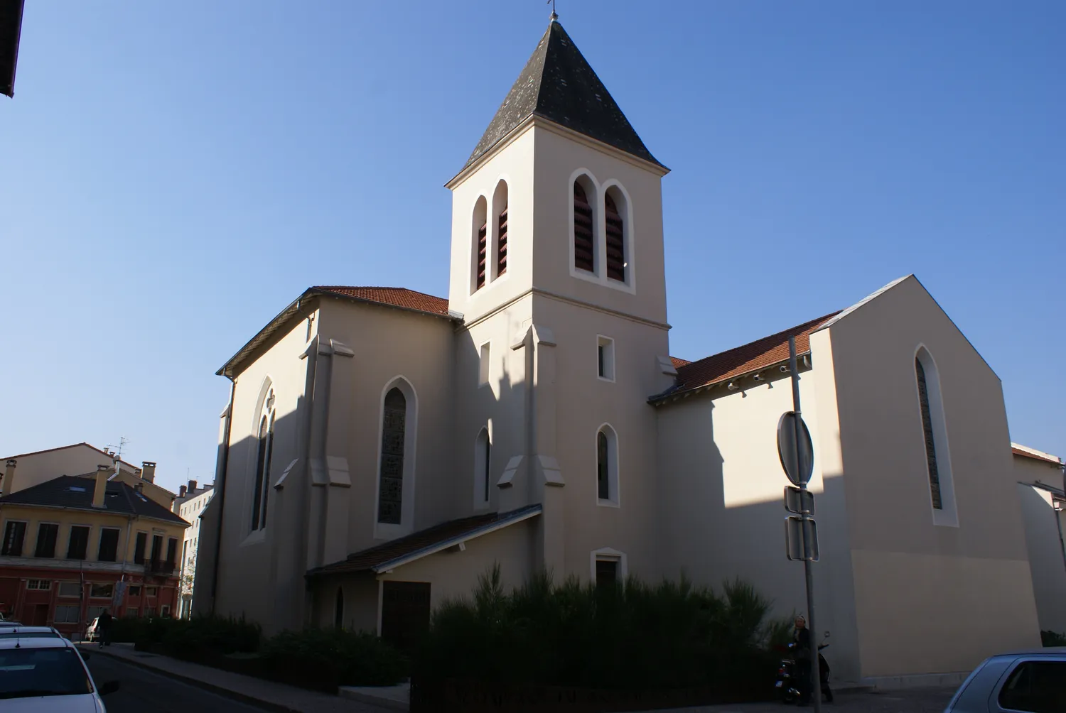 Image qui illustre: Eglise Sainte Madeleine à Villeurbanne - 1