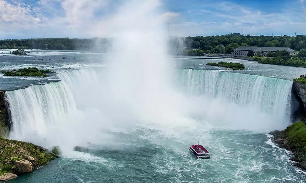 Image qui illustre: Les chutes du Niagara