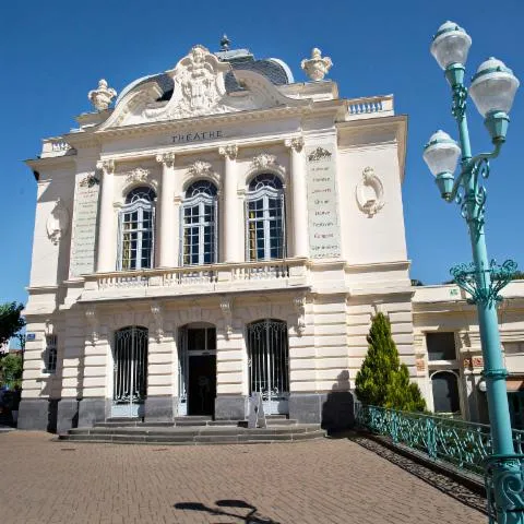 Image qui illustre: Le Casino-Théâtre