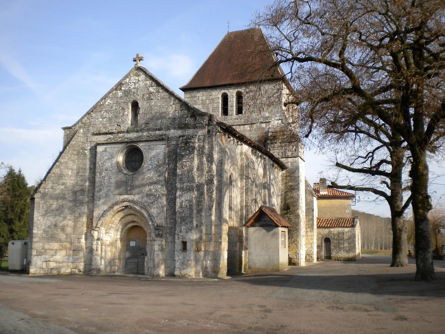 Image qui illustre: Eglise Saint-Martin de Champeaux à Mareuil en Périgord - 1