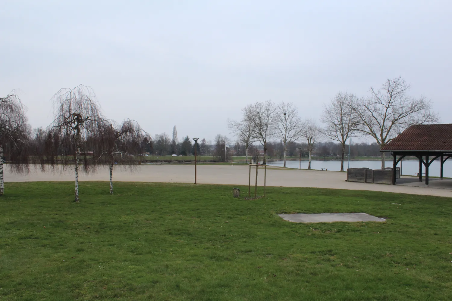 Image qui illustre: Parc De Loisirs De Bouvent à Bourg-en-Bresse - 0