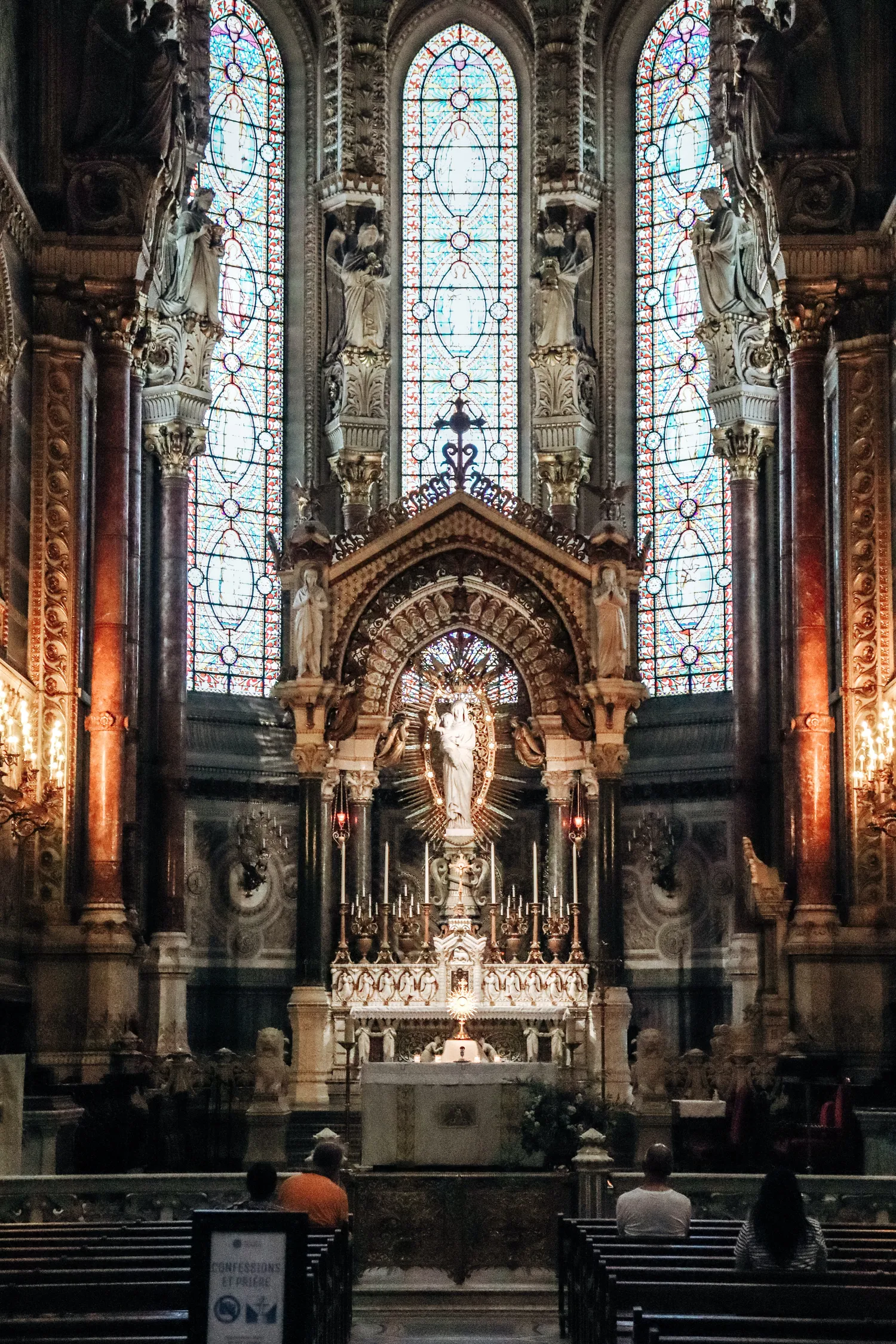 Image qui illustre: Basilique Notre-Dame de Fourvière à Lyon - 1