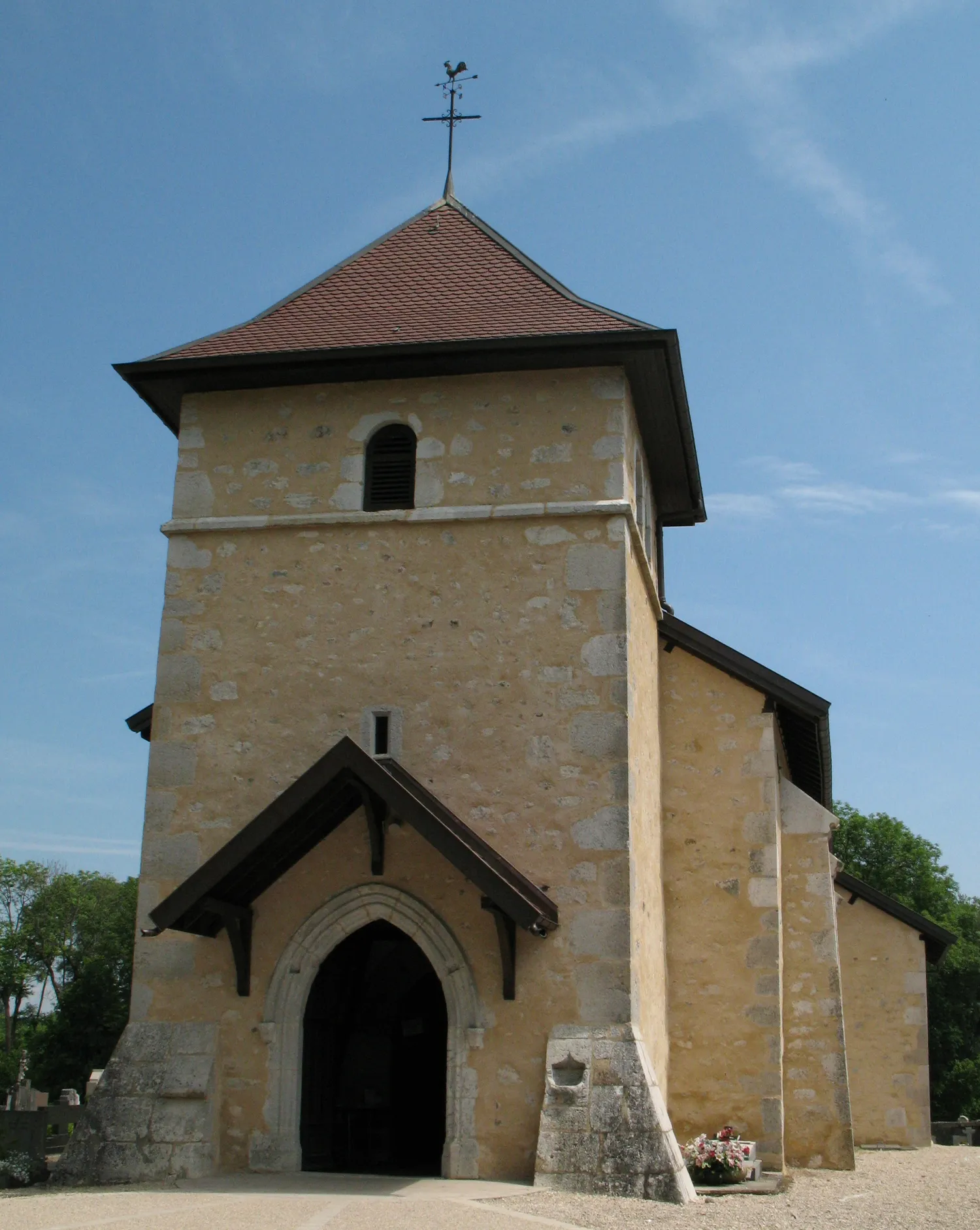 Image qui illustre: Eglise Saint-Pierre de Pouilly à Saint-Genis-Pouilly - 0
