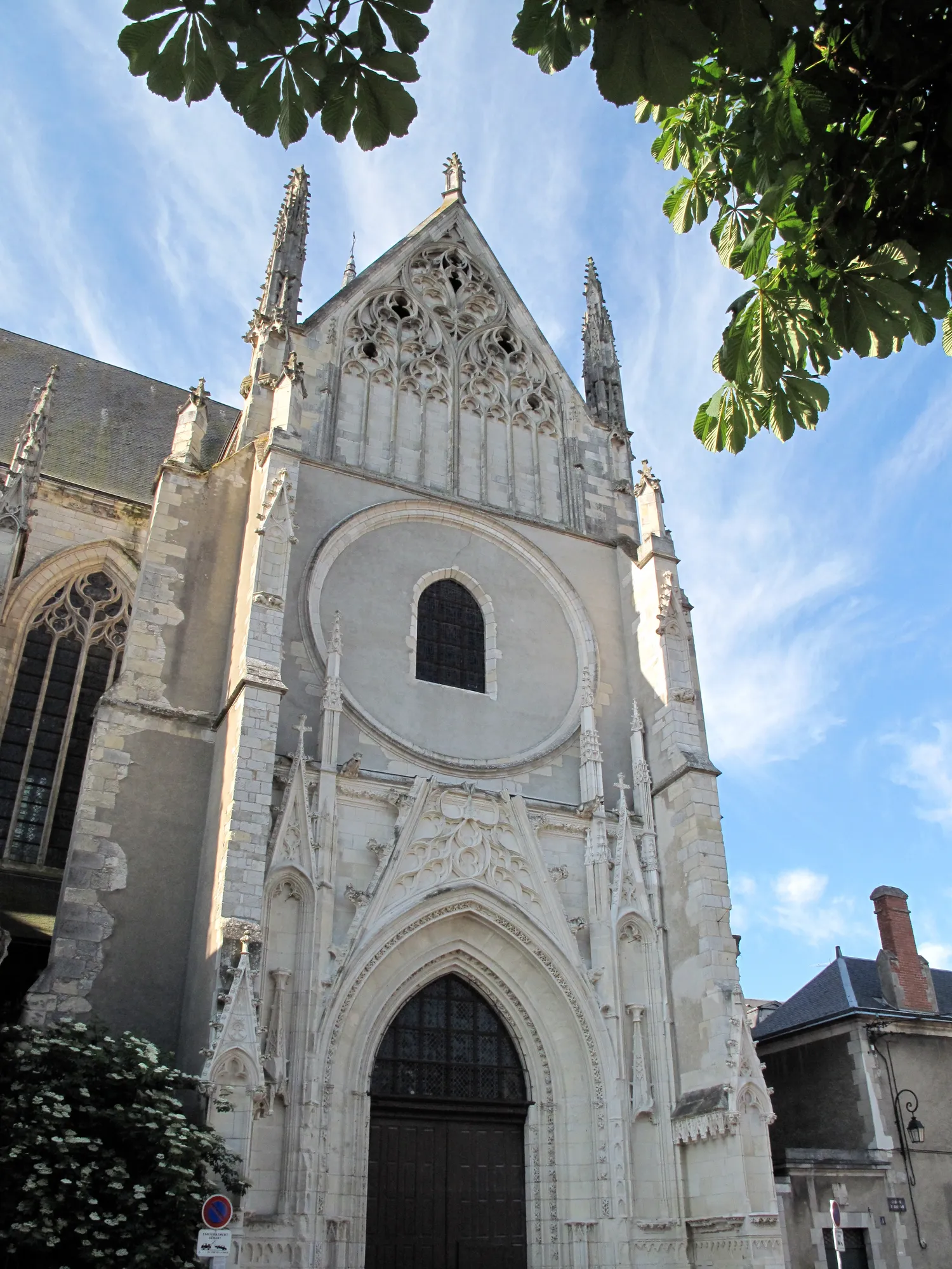 Image qui illustre: Collégiale Saint-aignan à Orléans - 2