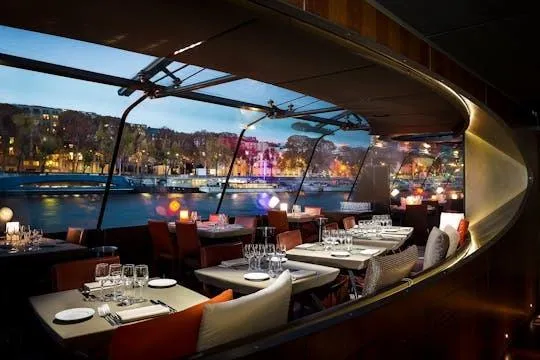 Image qui illustre: Diner-croisière sur la Seine