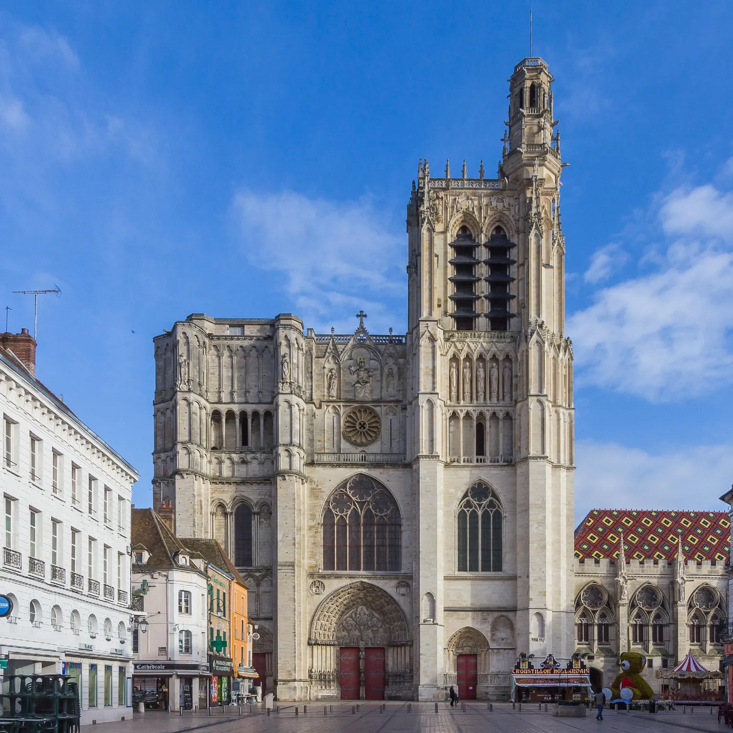 Image qui illustre: Cathédrale Saint-Bénigne à Dijon - 0