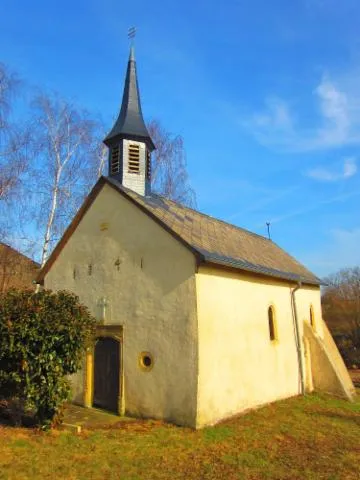 Image qui illustre: Chapelle De Saint-willibrord