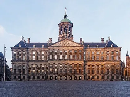 Image qui illustre: Palais Royal d'Amsterdam à  - 1