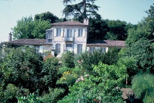 Image qui illustre: Les Jardins Du Château De Mongenan