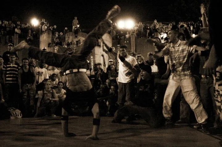 Image qui illustre: Side Step, regards sur l’histoire nordiste de la danse hip-hop