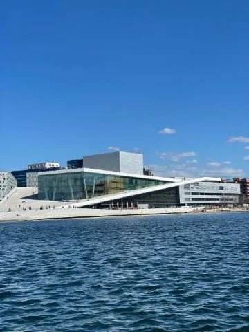 Image qui illustre: L’opéra d’Oslo 