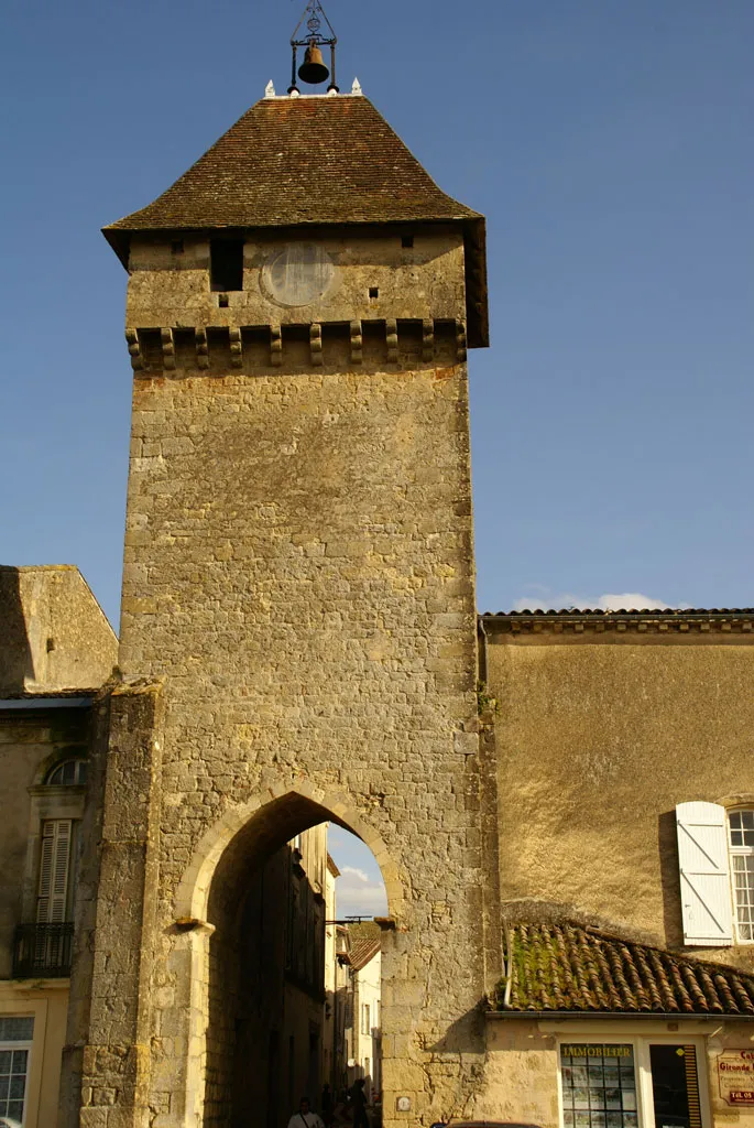 Image qui illustre: Porte de Benauge à Saint-Macaire - 0