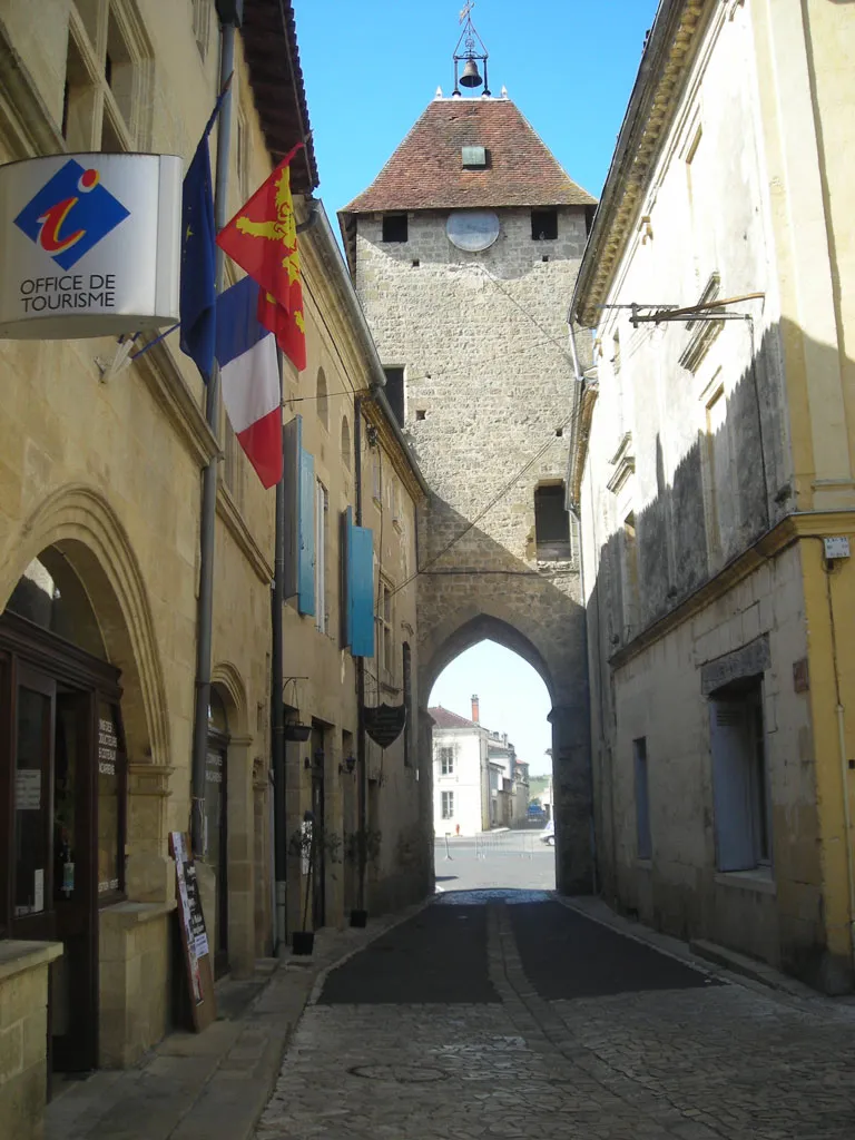 Image qui illustre: Porte de Benauge à Saint-Macaire - 1