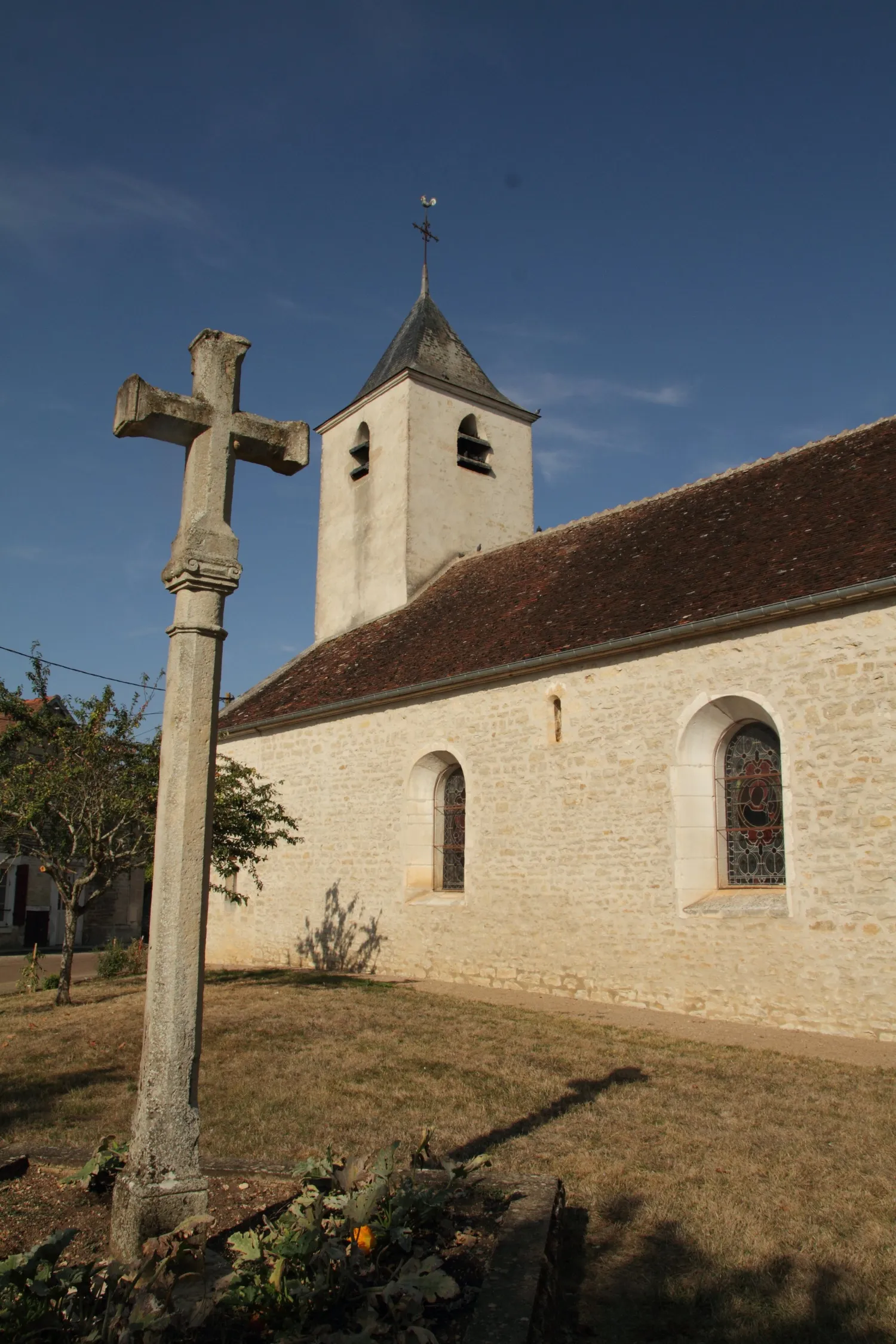 Image qui illustre: Eglise Notre-Dame de Lichères-Près-Aigremont à Lichères-près-Aigremont - 0
